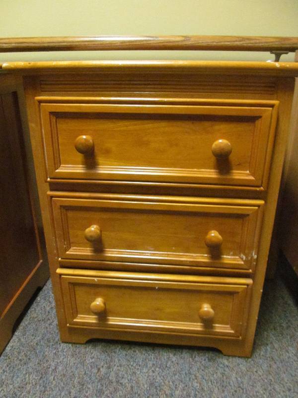 lot 155 image: (hall) night stand