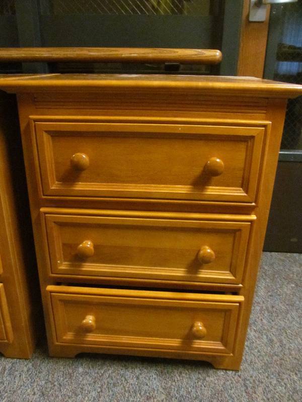 lot 161 image: (hall) night stand
