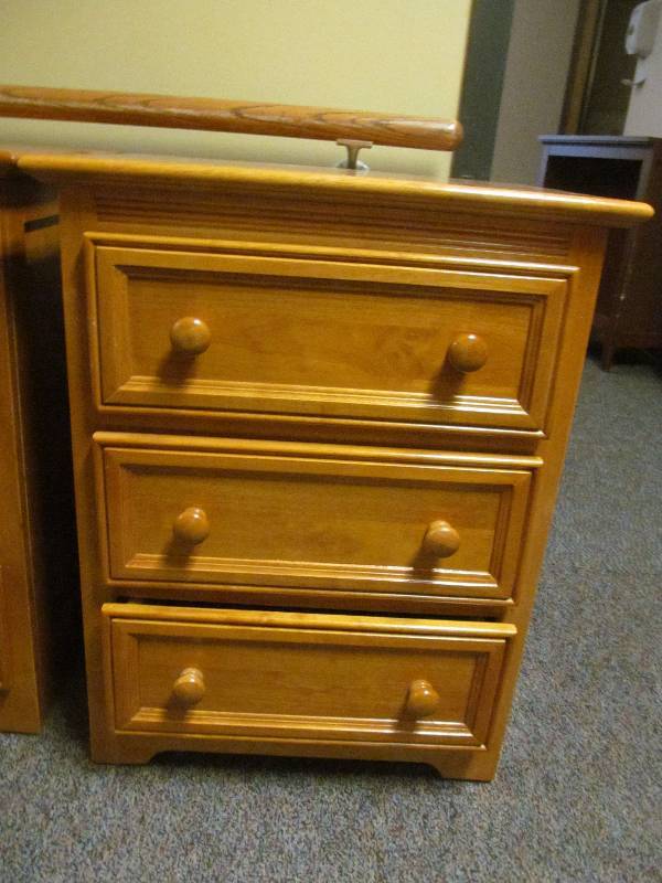 lot 170 image: (hall) nightstand