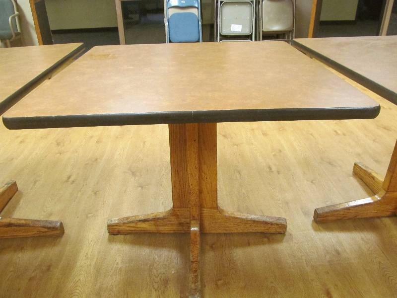 lot 196 image: (104) table