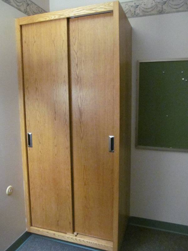 lot 218 image: Wardrobe cabinet