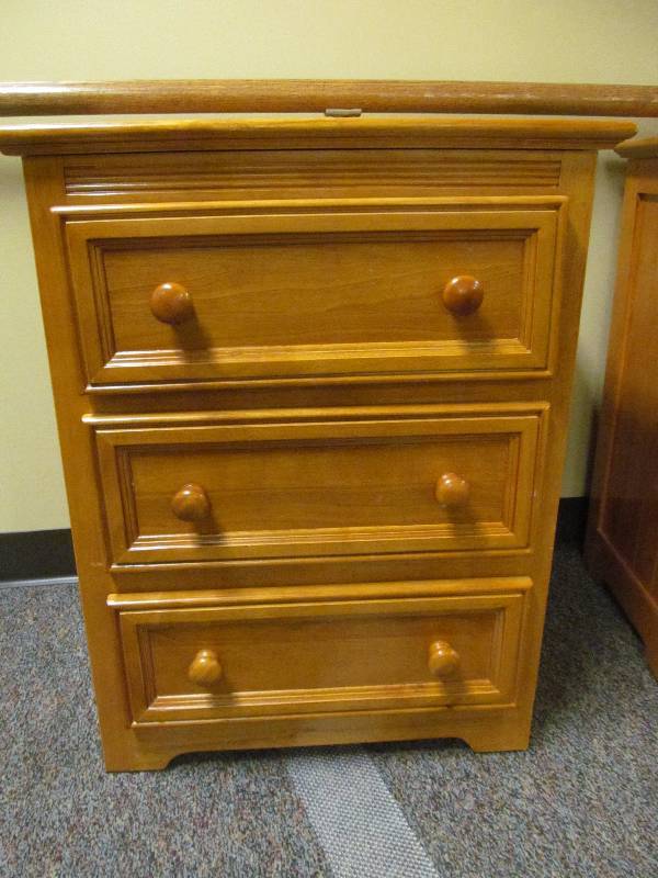 lot 232 image: nightstand