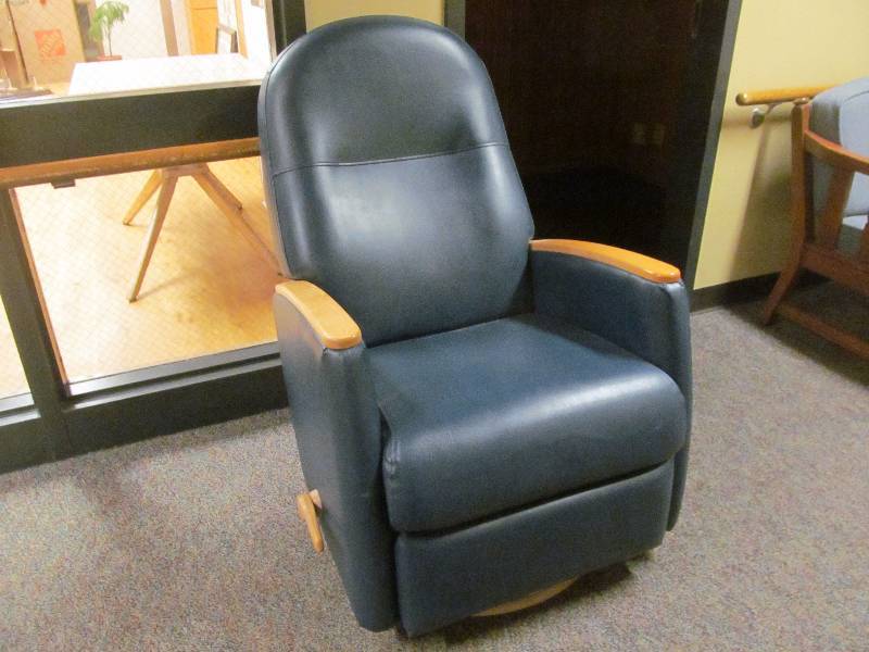 lot 237 image: swivel reclining rocker