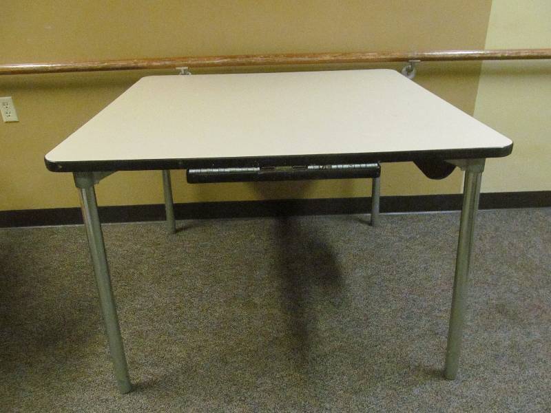 lot 245 image: Table