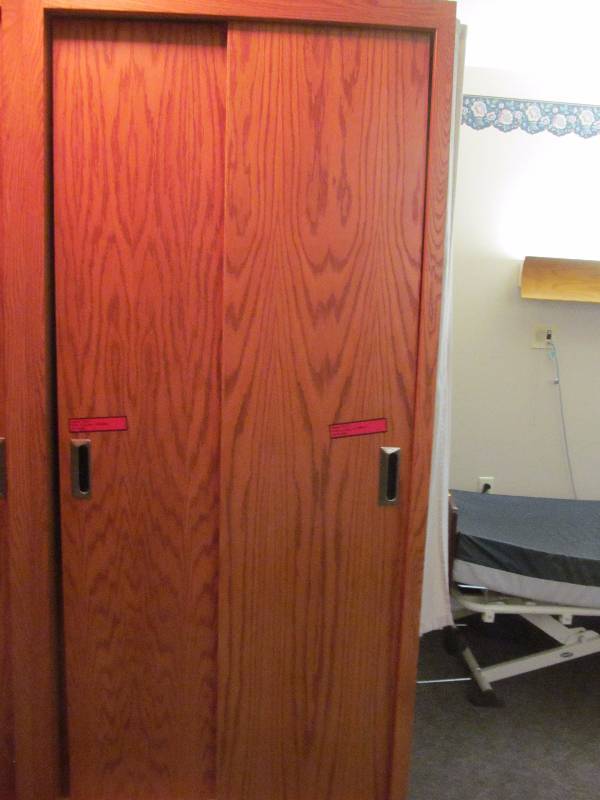 lot 248 image: Wardrobe cabinet
