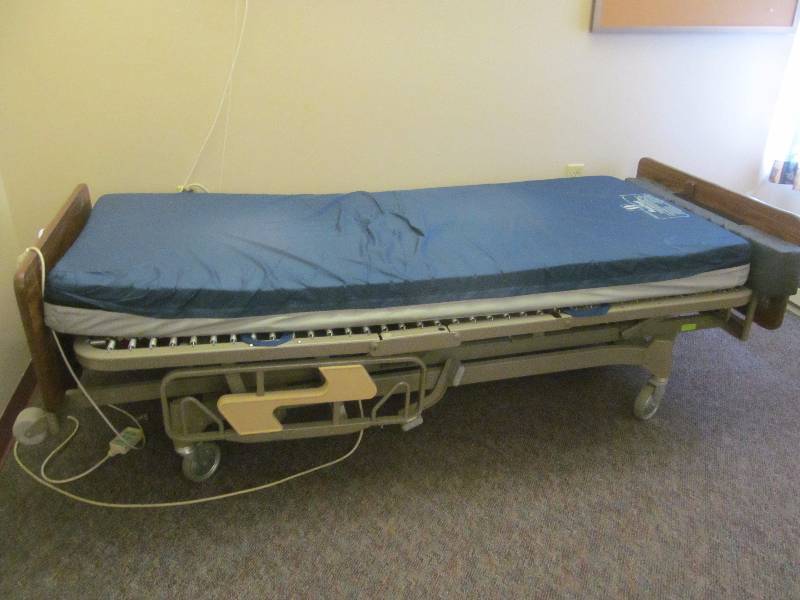 lot 255 image: (114) Hil Rom Century bed
