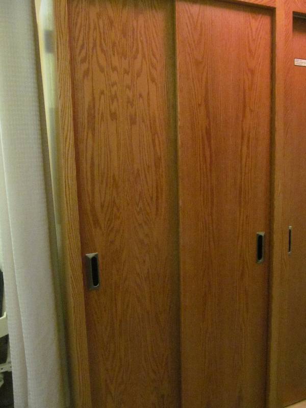 lot 261 image: (117) wardrobe cabinet