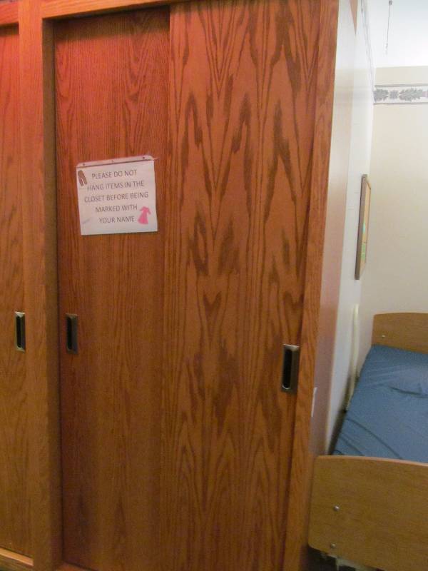 lot 288 image: (112)wardrobe cabinet