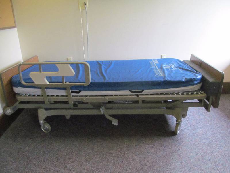 lot 306 image: (214)Hil Rom Century bed