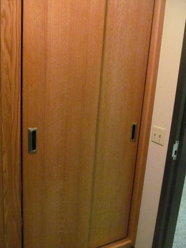 lot 313 image: (215) wardrobe cabinet