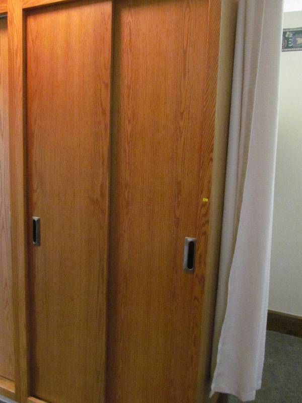 lot 333 image: (219) wardrobe cabinet