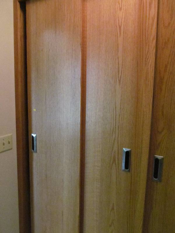 lot 334 image: (219) wardrobe cabinet