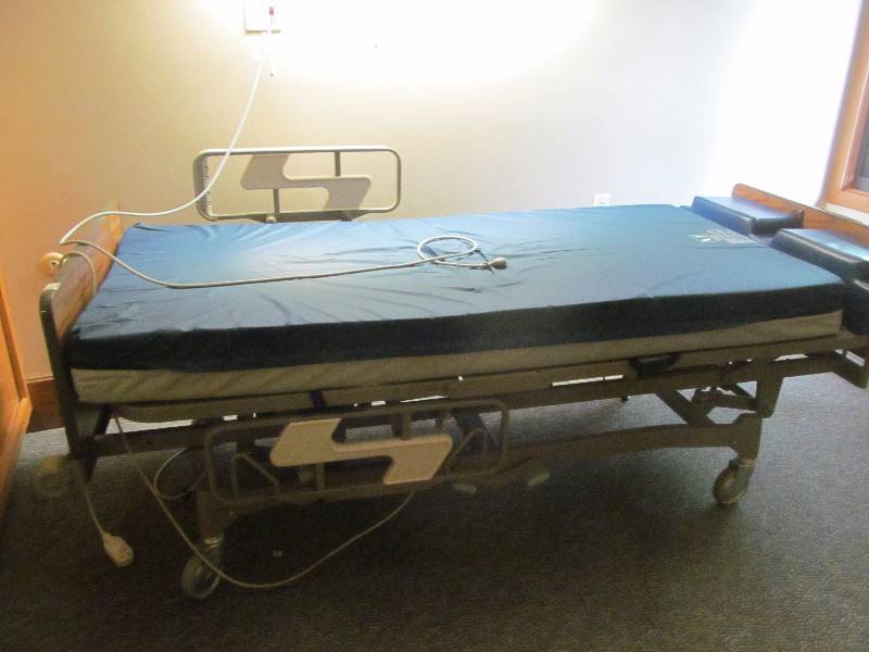 lot 340 image: (211) Hil Rom Century bed