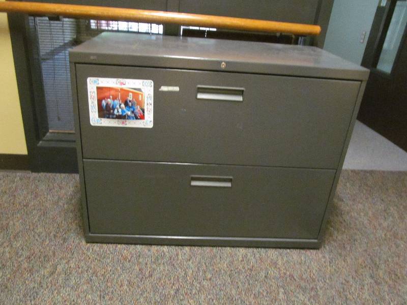 lot 351 image: file cabinet