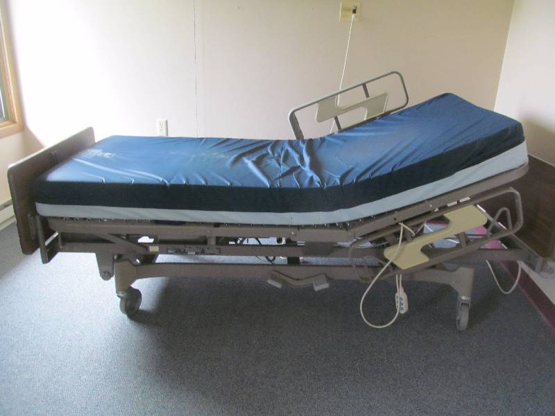 lot 407 image: (202) Hil Rom Century bed