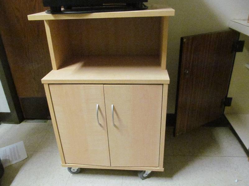 lot 456 image: cabinet