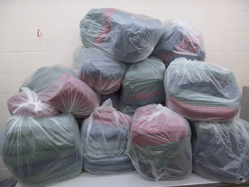 lot 505 image: blankets