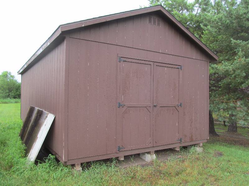 lot 562 image: shed
