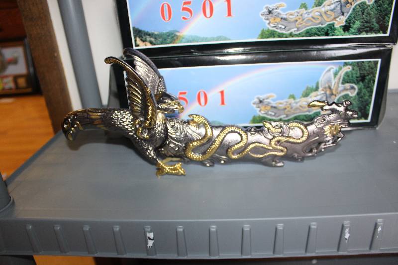 lot 1911 image: 13 Two Tone Golden Twin Eagles Snake Fantasy Dagger Blade Short Sword w Sheath