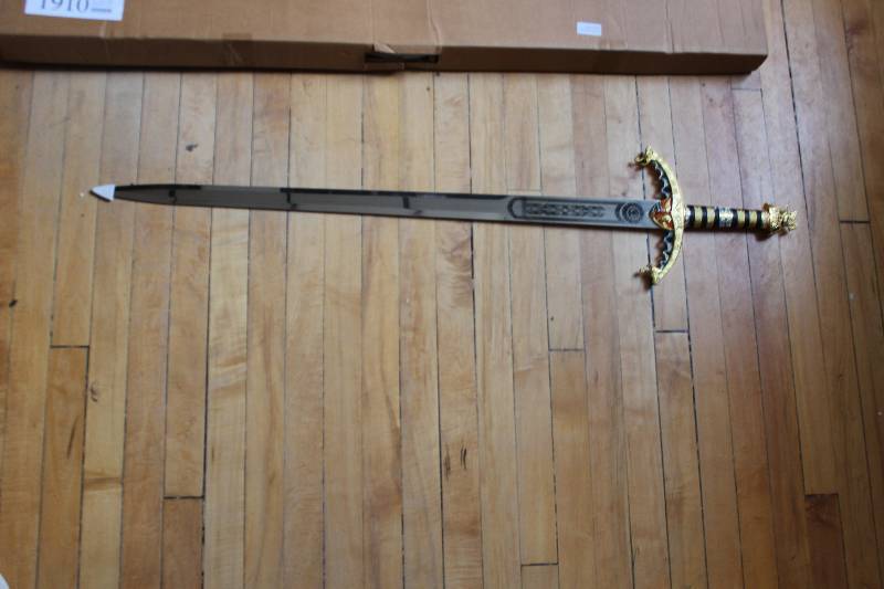 lot 1910 image: Medieval Warrior Dragon Sword - Gold 45 Total Length , Gold Finish  Hilt and Pommel  Stainless Steel Blade