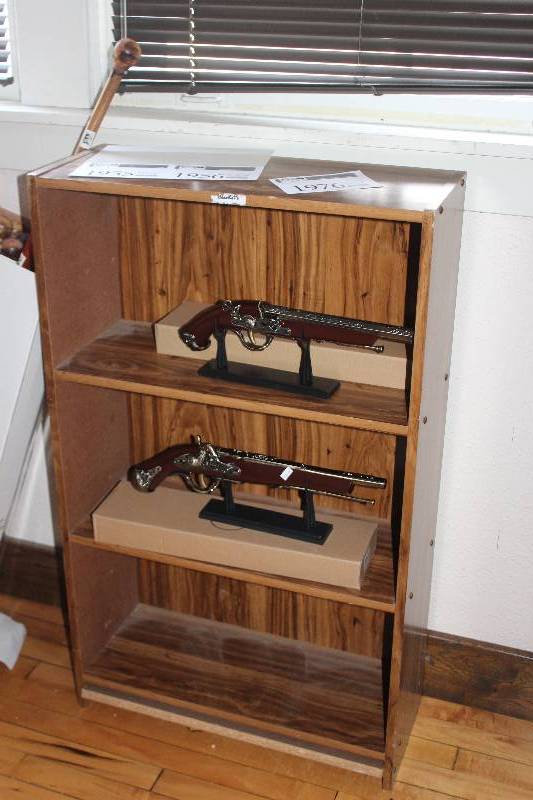 lot 1976 image: Wood Display Book Case
