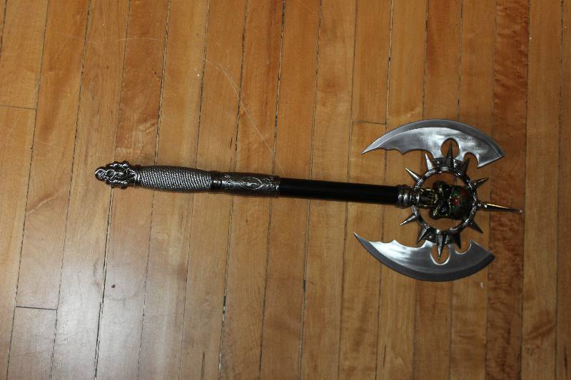 lot 1919 image: 24 38 Skeleton Chaser Axe