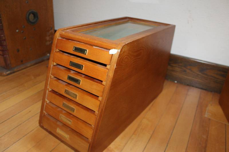 lot 2197 image: 7-Drawer Wood Jewelry Box