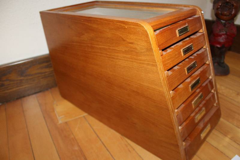 lot 2198 image: 7-Drawer Wood Jewelry Box