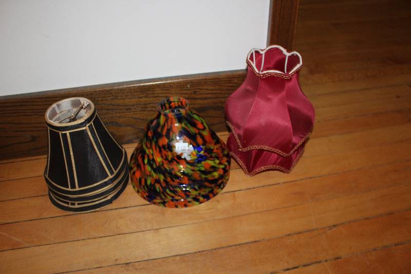 lot 2221 image: Lot of (6) Small Lamp Shades