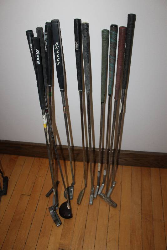 lot 2243 image: Lot of (11) Golf Clubs