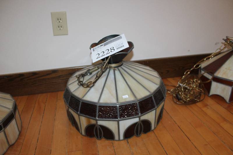 lot 2228 image: Hanging Light