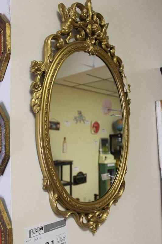 lot 2021 image: Decorative Wall Mirror