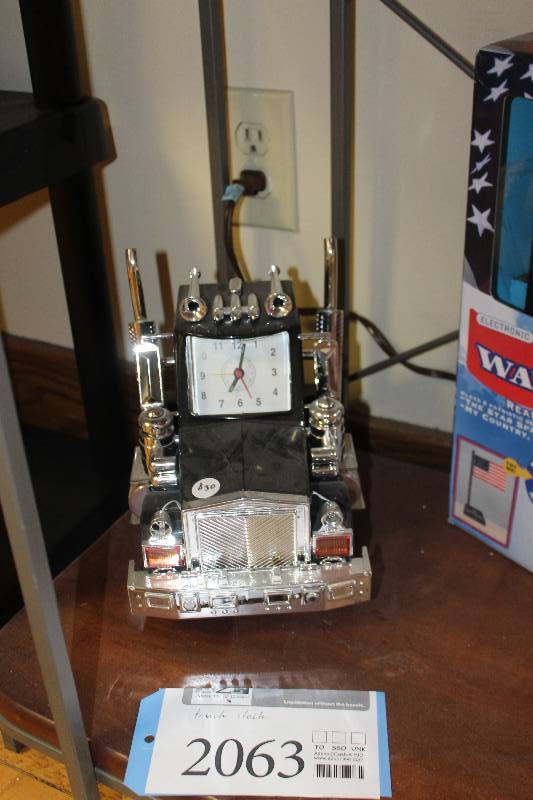 lot 2063 image: Truck Clock