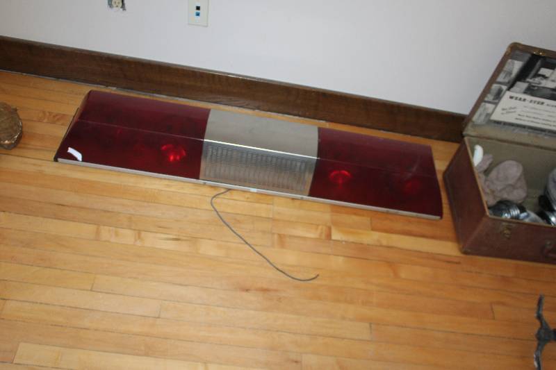 lot 2183 image: Old Light Bar