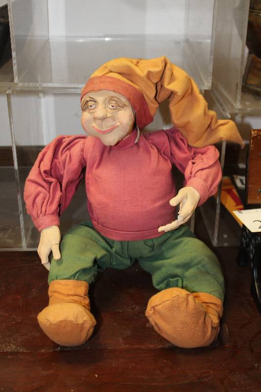 lot 2156 image: Doll