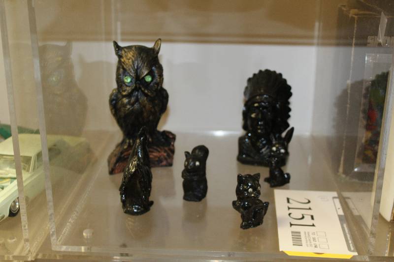 lot 2151 image: Lot of (6) Chief, Owl, Rooster, Squirrel, Bunny, Cat Figurines