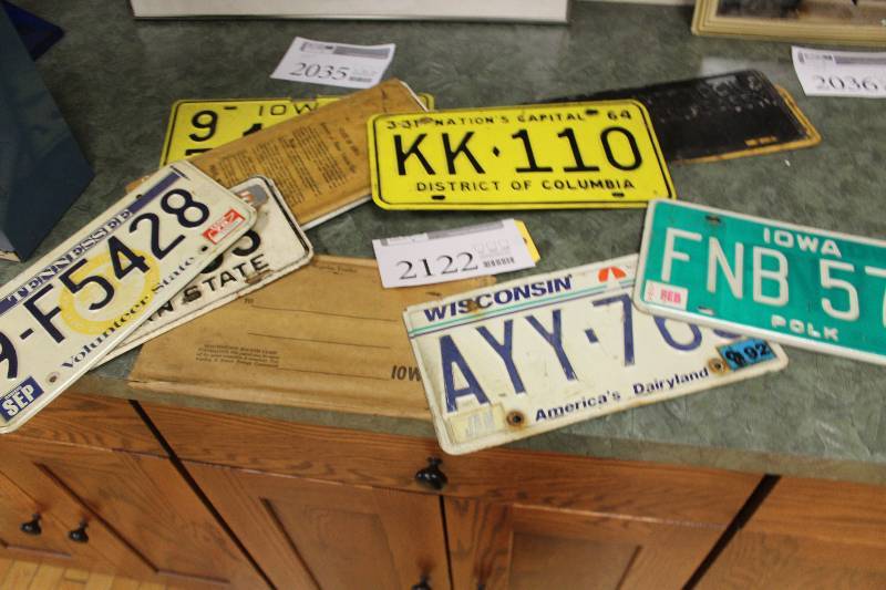 lot 2122 image: License Plates