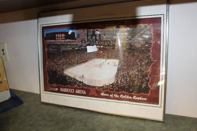 lot 2035 image: Minnesota Gophers Mariucci Arena Framed Picture