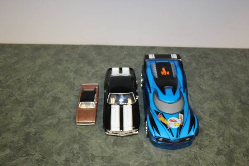 lot 2327 image: Lot of (3) Toy Cars