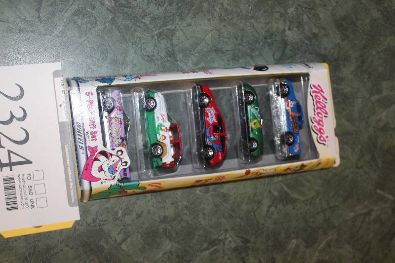 lot 2324 image: Kelloggs 5-Pack Hot Wheel Cars
