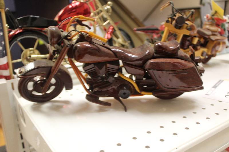 lot 2391 image: Wood Cruiser Motorcycle