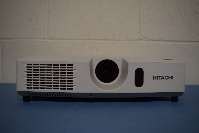 lot 19 image: Hitachi CP-X4020 Super-Bright (4000 ANSI Lumens) HD ComputerVideo Multimedia LCD Projector