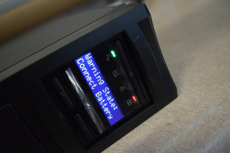 lot 37 image: APC Smart Uninterruptible Power Supply (UPS) SMX1500RM2U