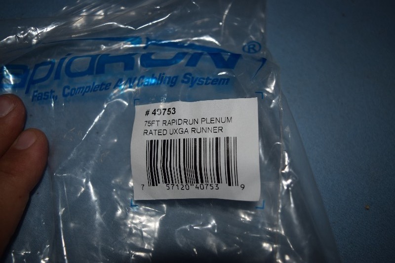 lot 52 image: New Lot of 3 RapidRun 75 Pro AudioVideoComputer Cables