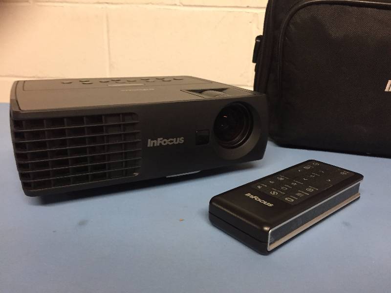 lot 17 image: InFocus DLP Projector with HDMI Input, Remote Control, Cables and Travel Bag