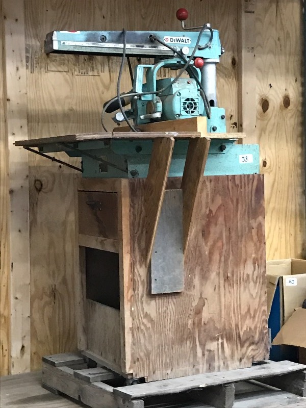 lot 38 image: DeWalt Cast Iron Radial Arm Saw Wit...
