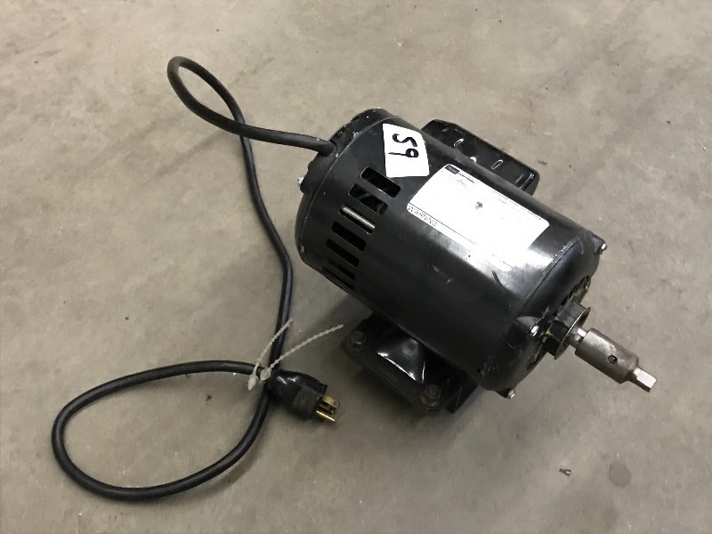 lot 59 image: Craftsman 1 116HP 110Volt Electric...