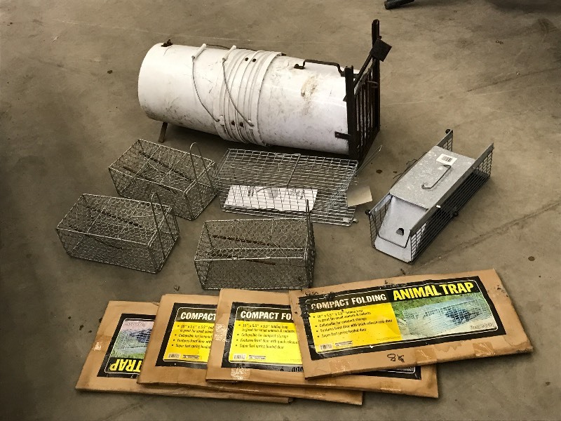 lot 78 image: (10) Assorted Animal Live Traps ...