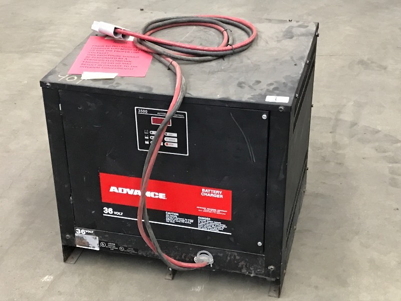 lot 1 image: Advance 3500 Automatic Control Com...