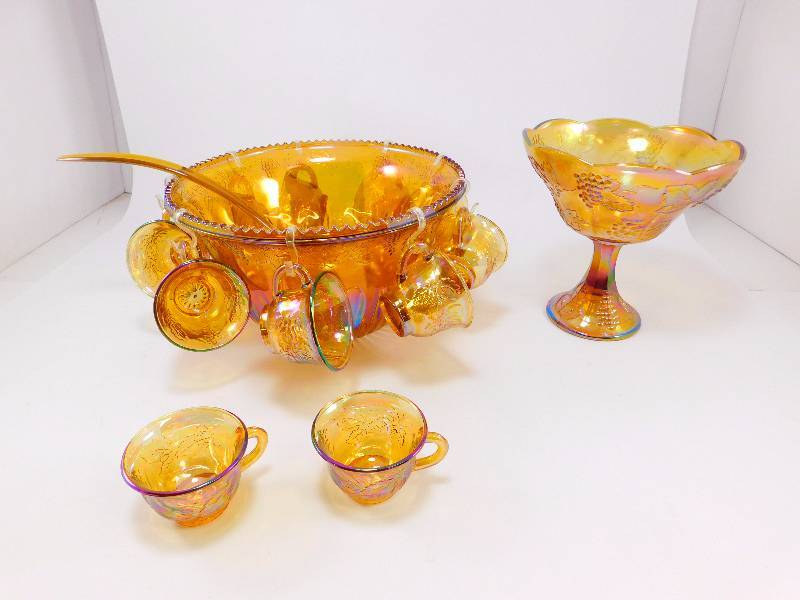 lot 27 image: Indiana Carnival Glass Harvest Grape Punch Bowl Set & Wedding Bowl